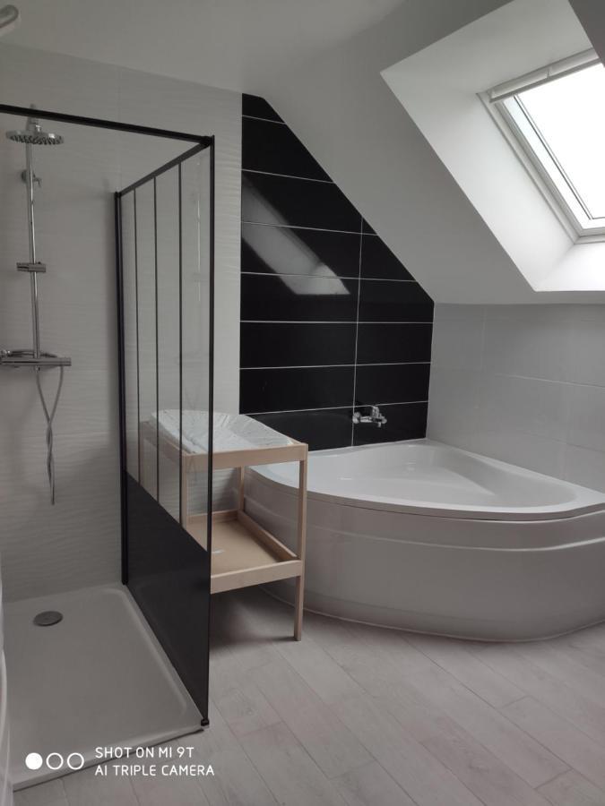 La Grande Baie Spa Privatif A 15 Min Du Mt St Michel 플레인포거스 외부 사진
